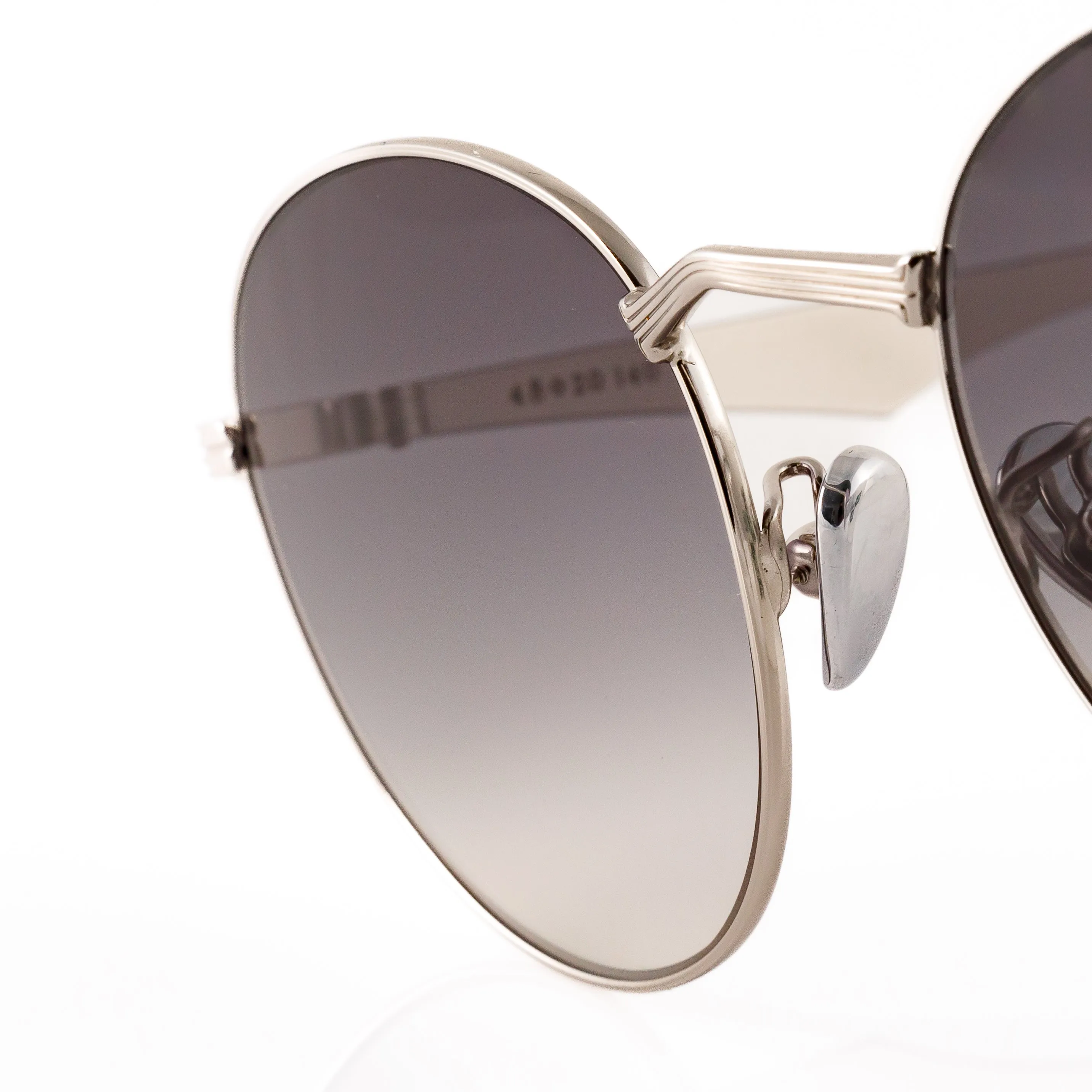 Round Sunglasses in Silver - Black Gradient Lenses