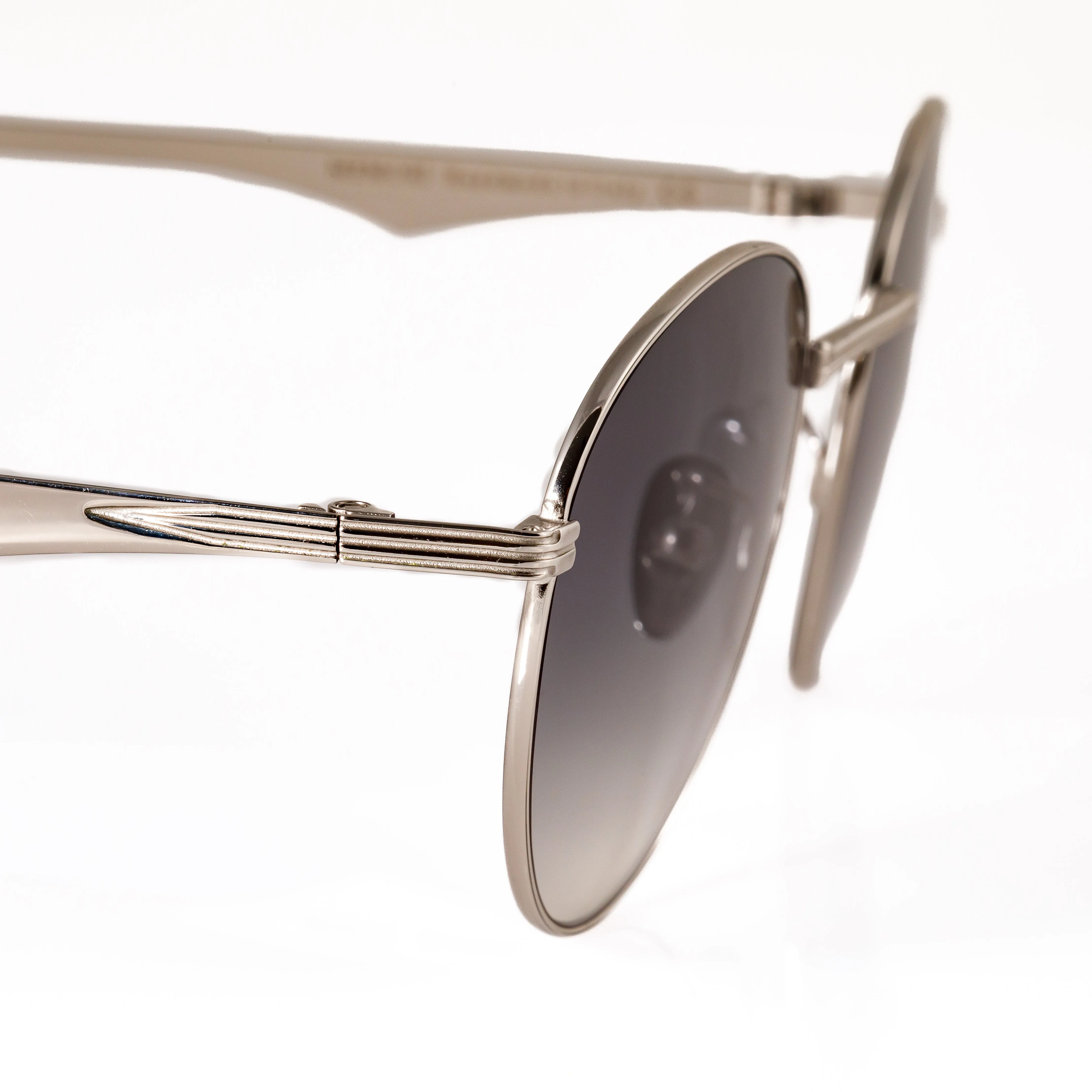 Round Sunglasses in Silver - Black Gradient Lenses